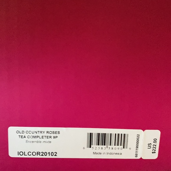 Royal Albert Old Country Roses 9 Piece Teaset - Picture 2 of 7